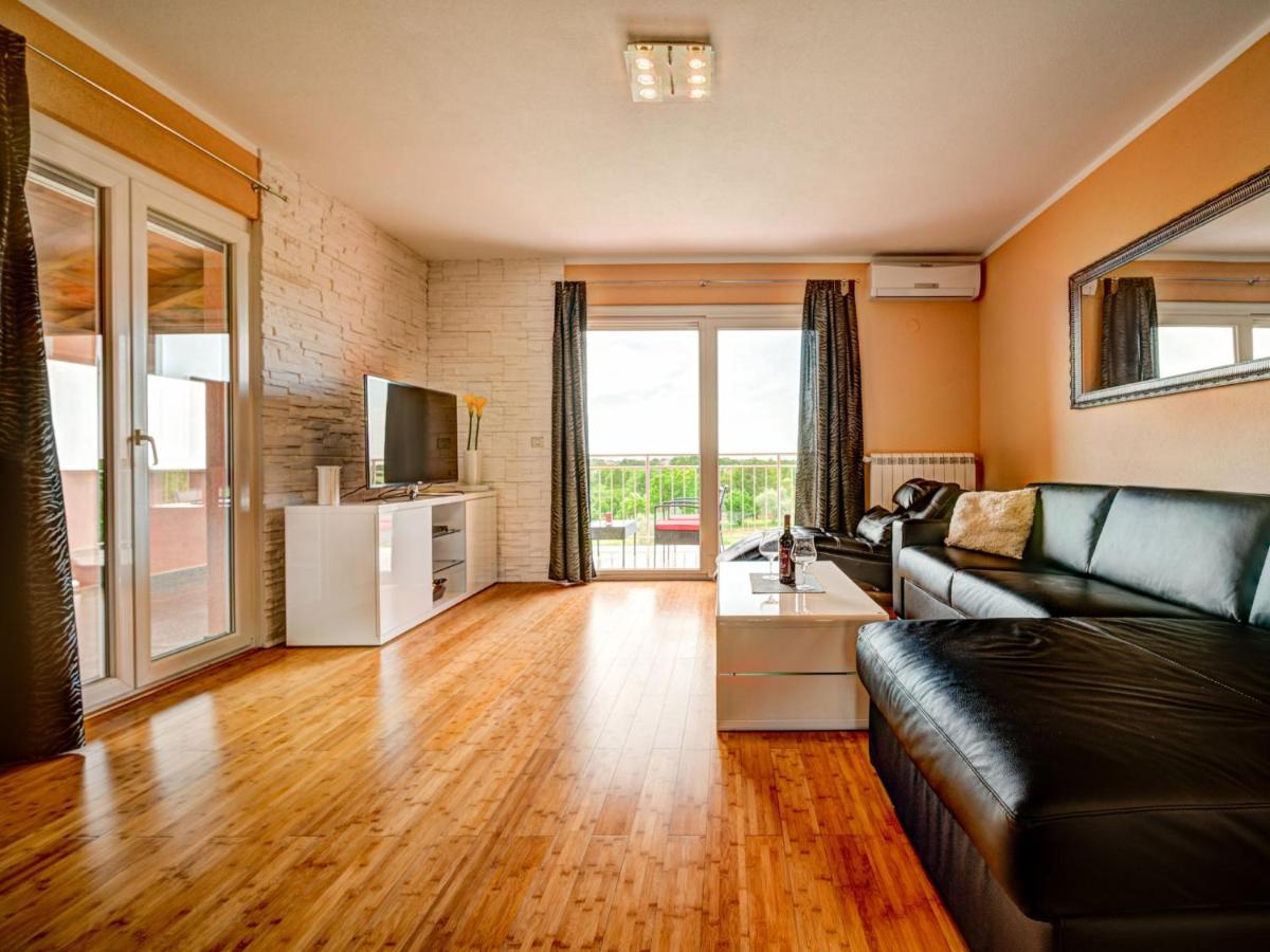 Kmeti Apartment Tommy-2 By Interhome מראה חיצוני תמונה
